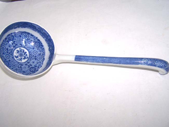 A Large Minton Porcelain Ladle circa 1815